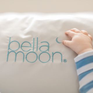 Bella Moon logo