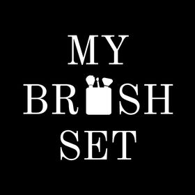 My Makeup Brush Set logo